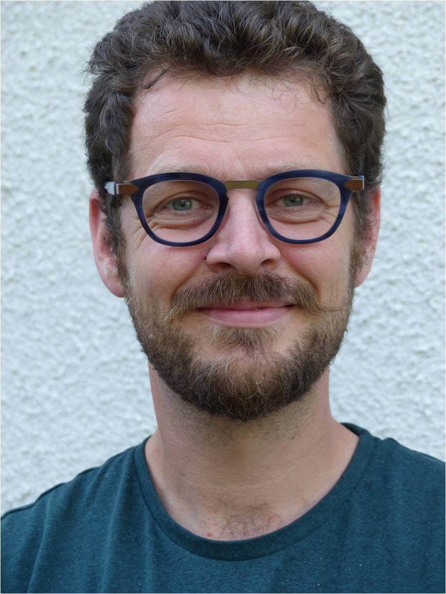 Portrait de Pierre-Marie de Clavières, psychologue clinicien spécialisé en psychopathologie et psychologie de l'enfance